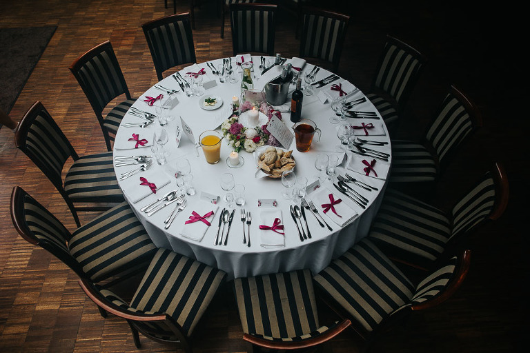 nakryty stół w Villa Maranello 