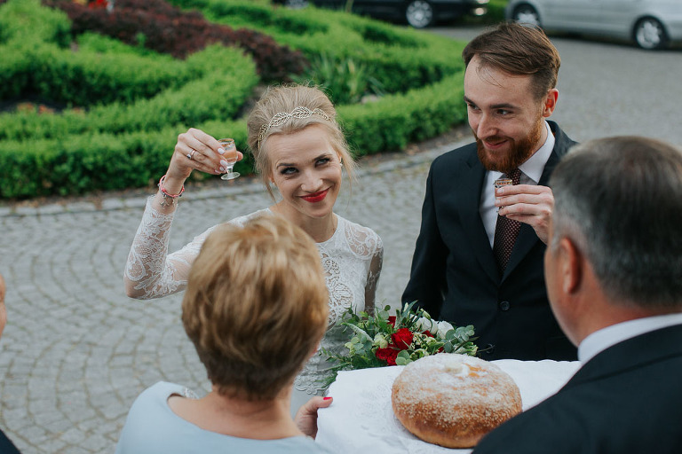 pierwszy toast przy dworze droblin 