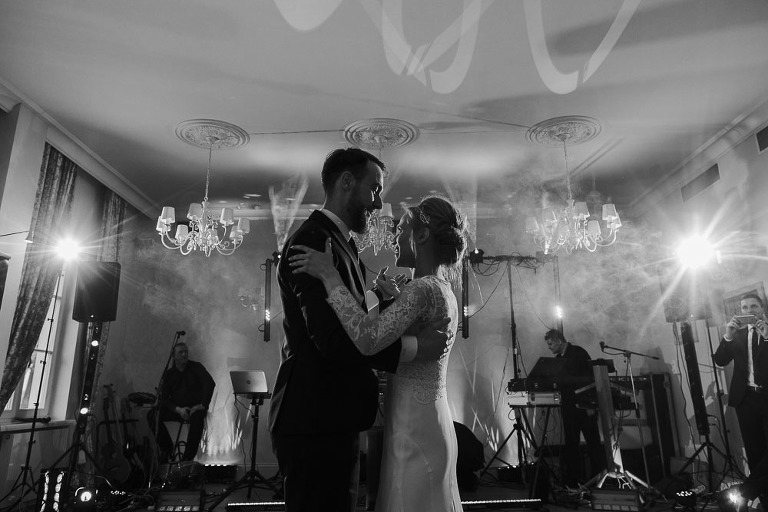 pierwszy taniec pary młodej na weselu Droblin 