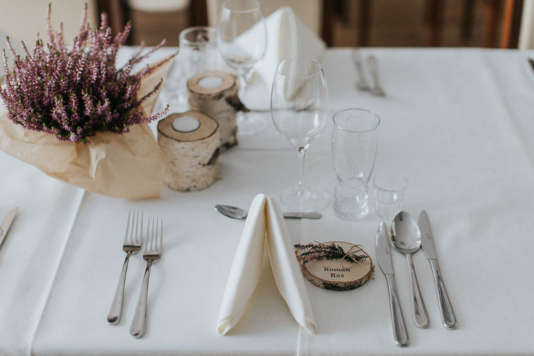 drewniana dekoracja ślubna 