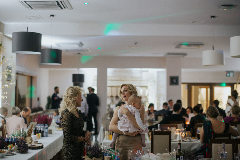 dzieci na weselu Bieszczady 