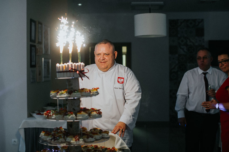 nietypowy tort ślubny na wesele 