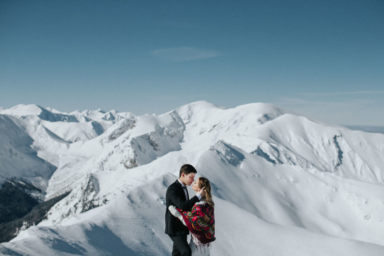 zimowa sesja ślubna w tatrach Kasprowy Wierch 