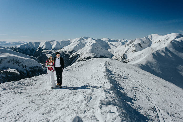 zimowe zdjecia ślubne w górach 