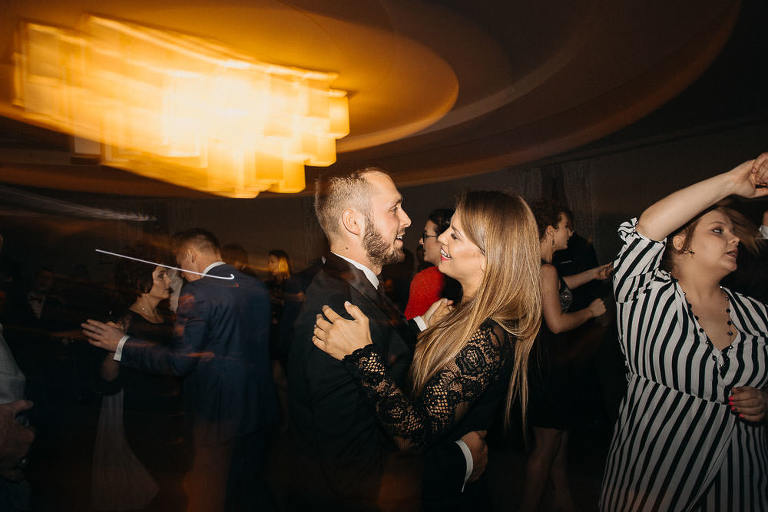 zabawa weselna na parkiecie w sali kasjopeja 