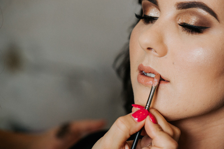 malowanie ust Pani młodej 