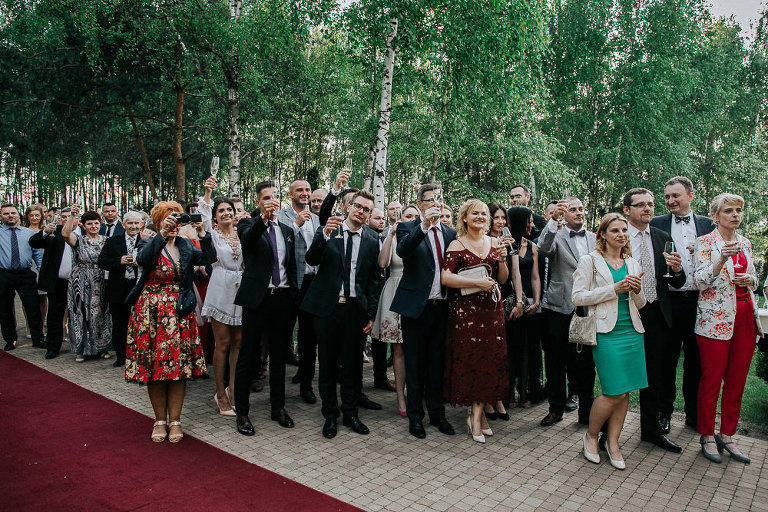 toast wznoszony przez gości 