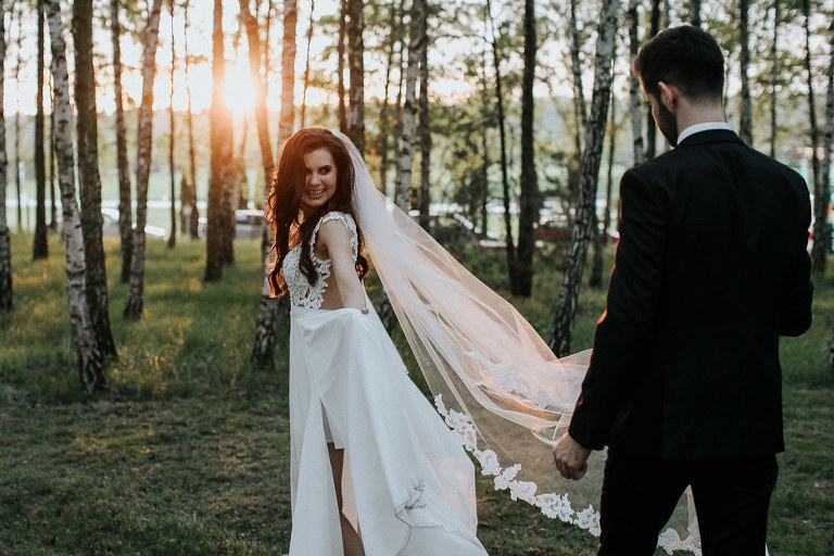 szybka sesja w dniu wesela w Złotopolskiej dolinie 