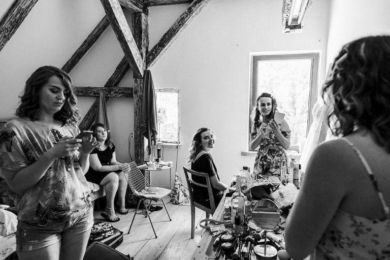 przygotowania druhen do ślubu