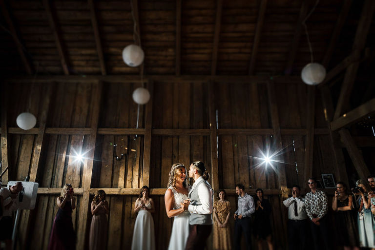 pierwszy taniec w stodole kawkowo