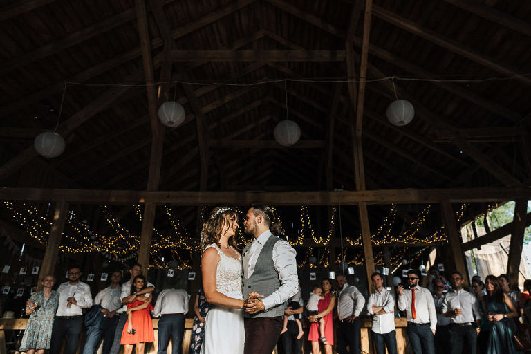 pierwszy taniec w stodole kawkowo