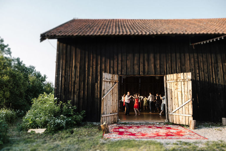 wesele w stodole nowe kawkowo