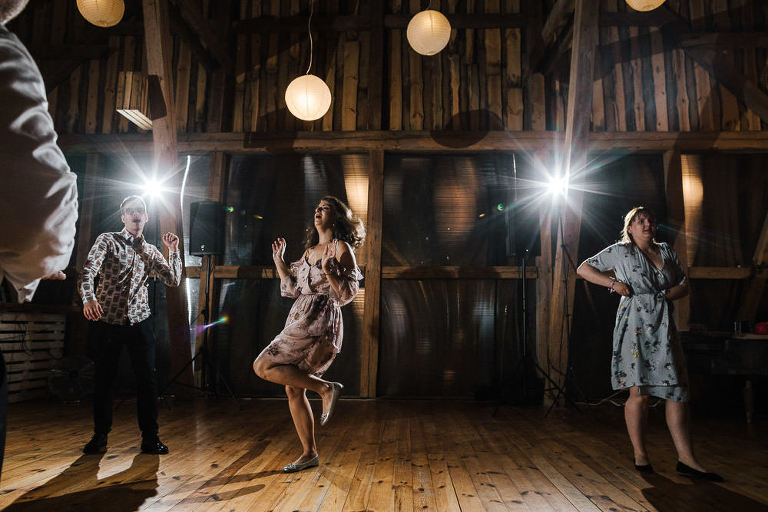 wesele na mazurach w stodole 