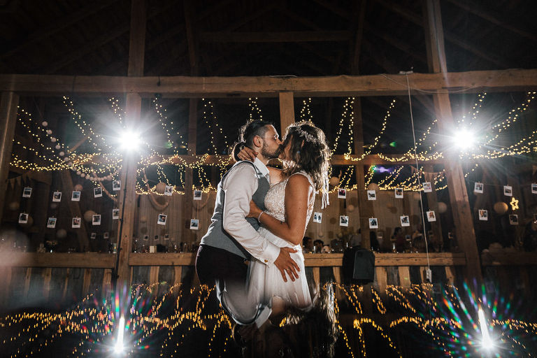 rustykalny ślub w stodole Kawkowo