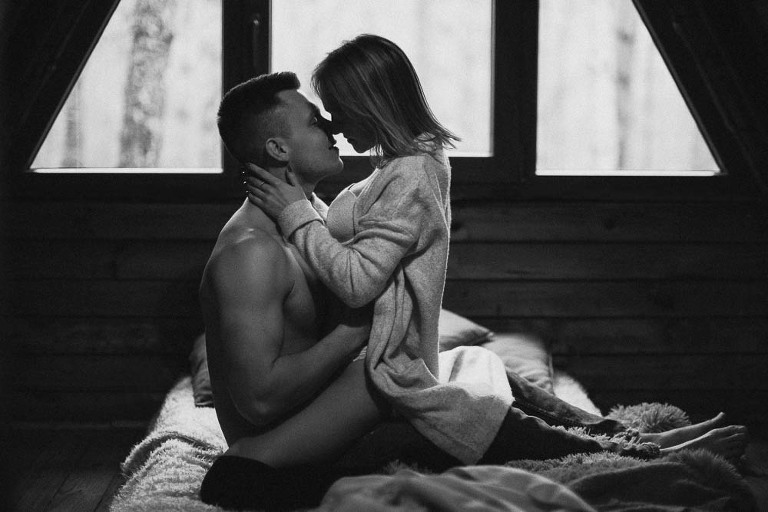 namietna para w sesji intymnej 