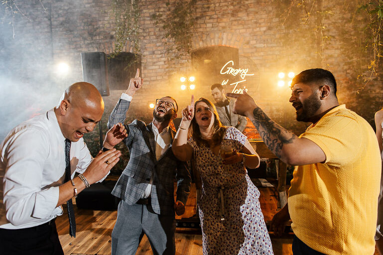 cicha 23 zabawa weselna na parkiecie 