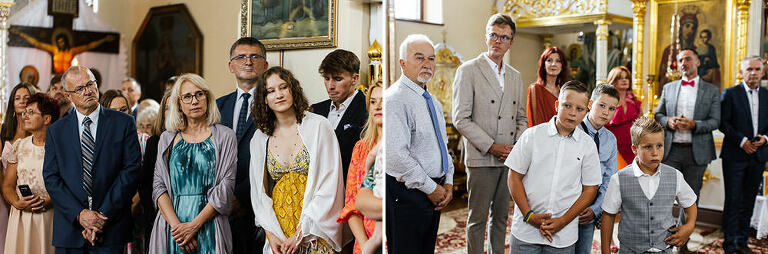 goście w cerkwi obserwują ślub 