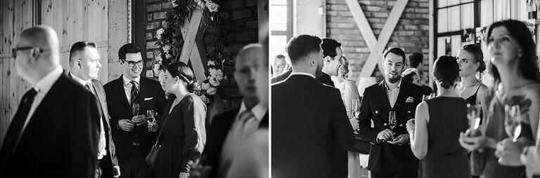 goście czekający na parę młodą w Majatek Howieny 